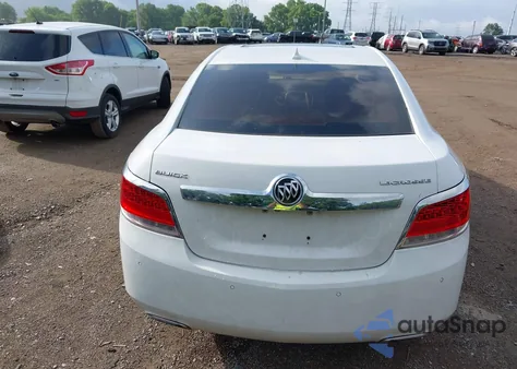 2013 Buick Lacrosse Leather Group z USA, uszkodzony, nr VIN 1G4GC5E38DF291951